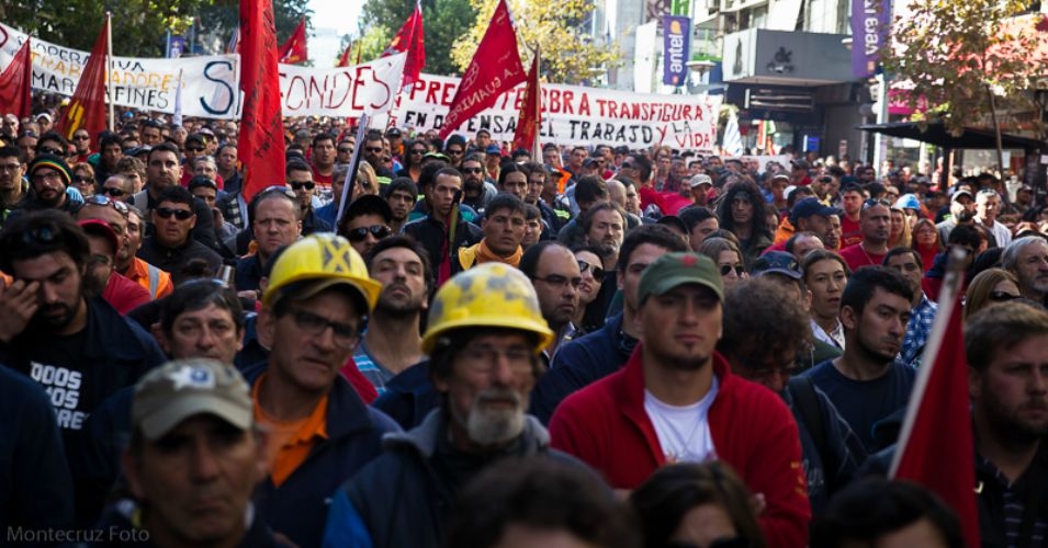 Thousands in Uruguay participated in protests against TISA earlier this year. (Photo: Courtesy of Montecruz Foto/CC BY 3.0)