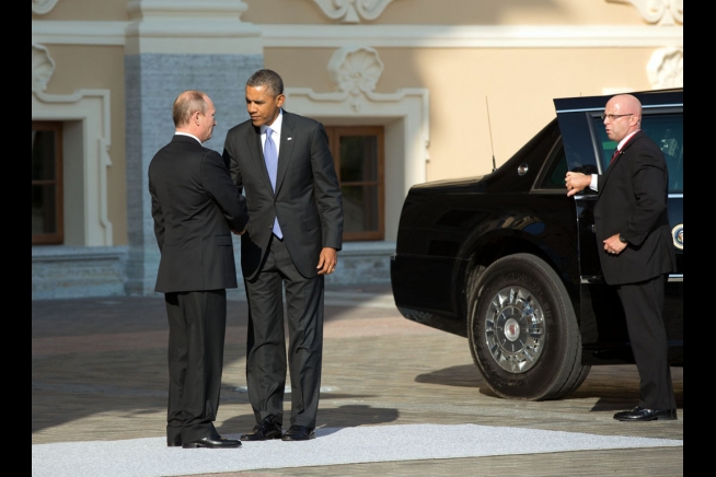 Amid the crisis over Syria, President Vladimir Putin of Russia welcomed President Barack Obama to the G20 Summit at Konstantinovsky Palace in Saint Petersburg, Russia, Sept. 5, 2013. (Official White House Photo by Pete Souza)