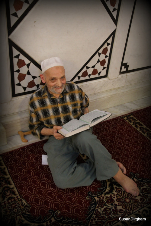 A worshiper in the Omayyad Mosque